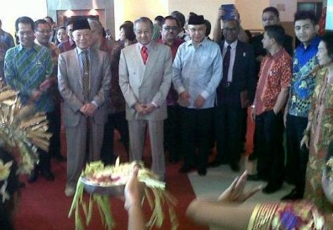 Mahathir dan Keluarga Cendana Reuni di Mercu Buana